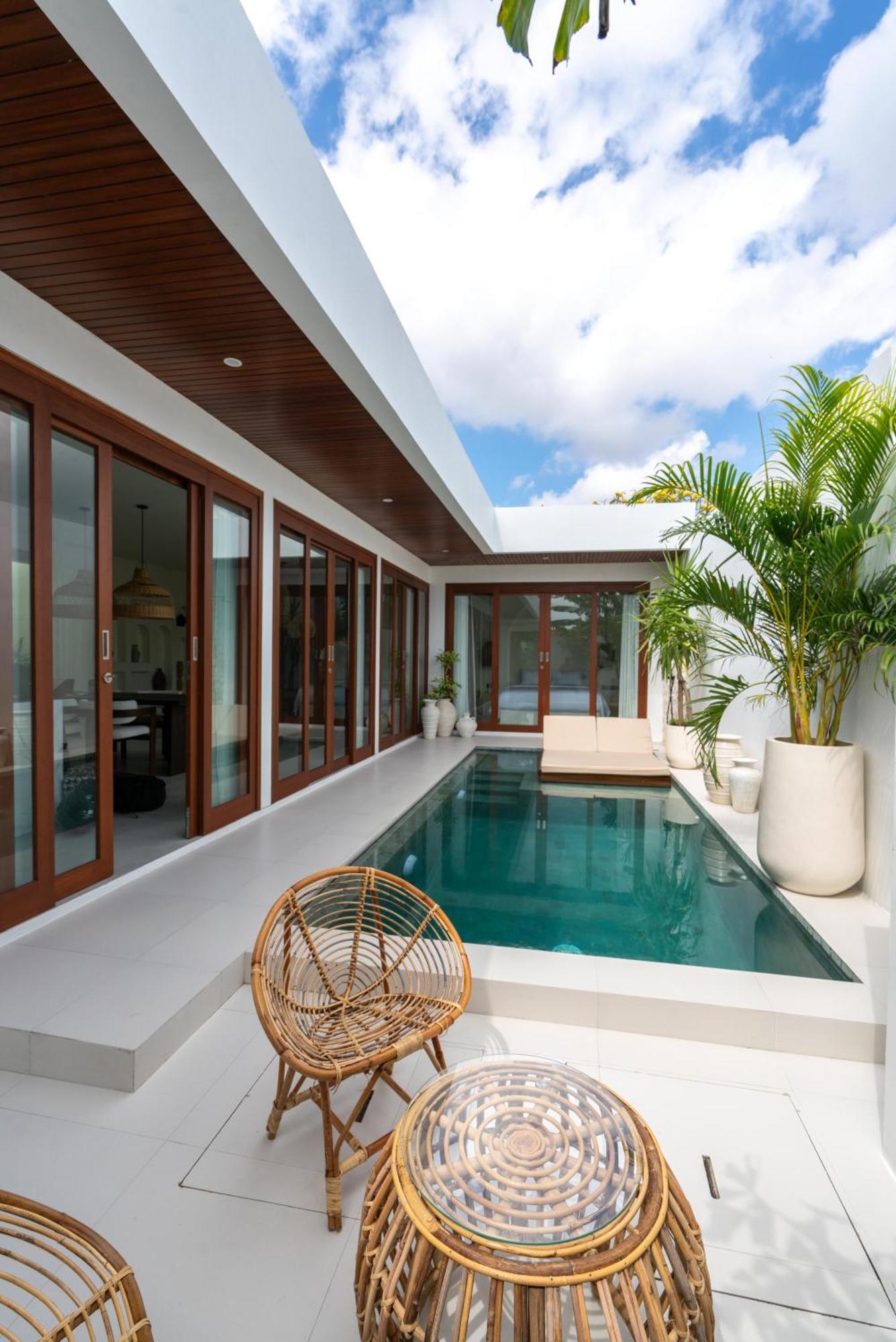 Nova Villa *
